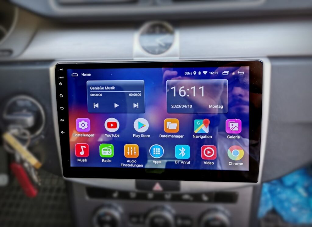 Apps wie Google Maps, Youtube, Playstore auf dem nachgerüsteten Android Radio