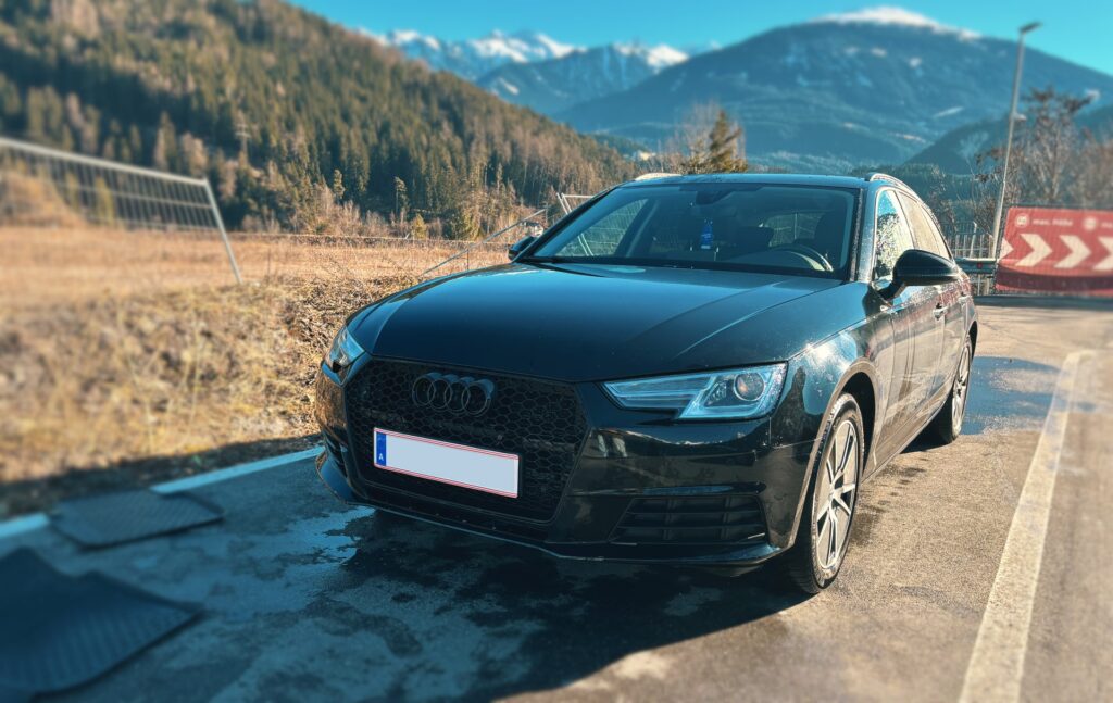 Audi A4 Kühlergrill wechseln Ergebnis