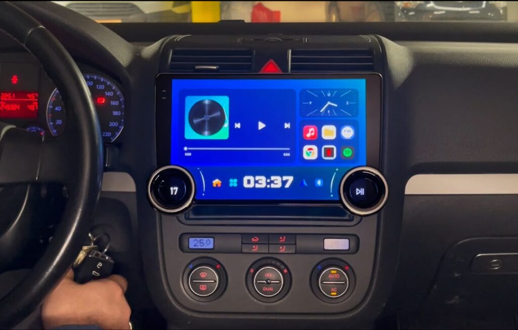 URVOLAX Android 13 Autoradio gestartet